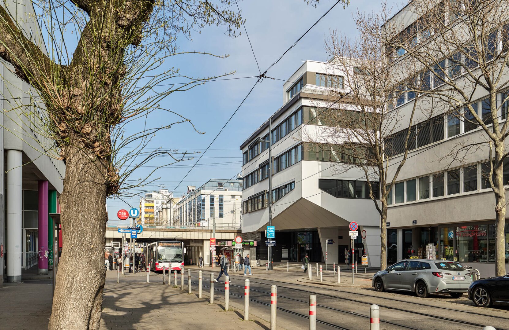  de | Schloßhofer Straße